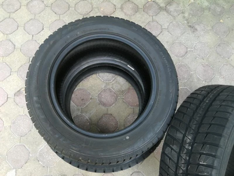 Гуми Зимни 235/55R17, снимка 9 - Гуми и джанти - 45863962