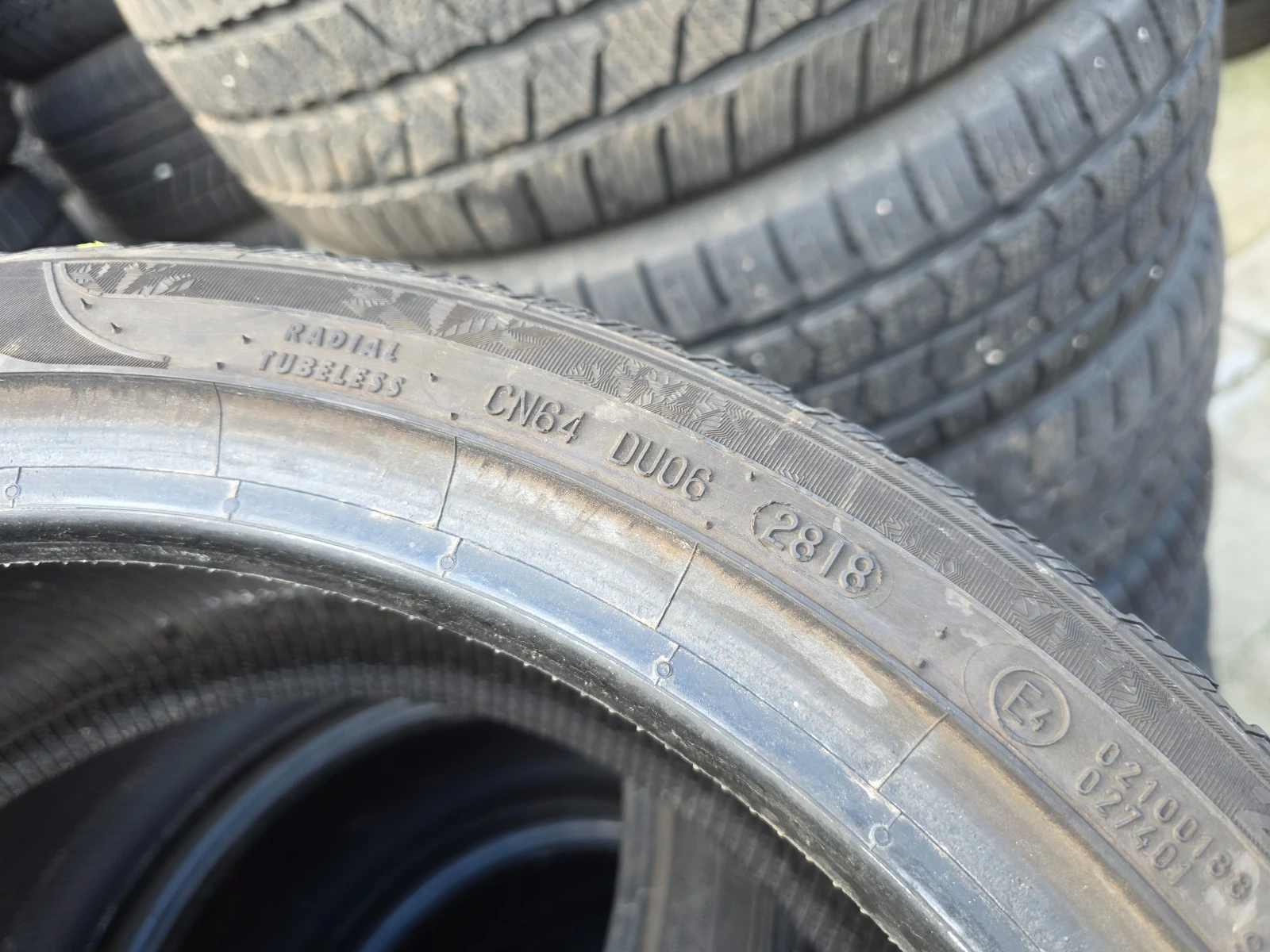 Гуми Зимни 215/40R17, снимка 9 - Гуми и джанти - 53961835