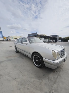 Mercedes-Benz E 250, снимка 6