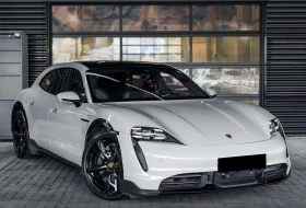 Porsche Taycan Turbo S Cross Turismo Sport Chrono