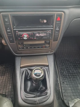 VW Passat - 2350 € / 4596.20 лв. - 24679483 10