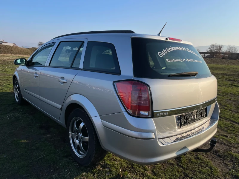 Opel Astra 1.7 cdti, снимка 4 - Автомобили и джипове - 48586135