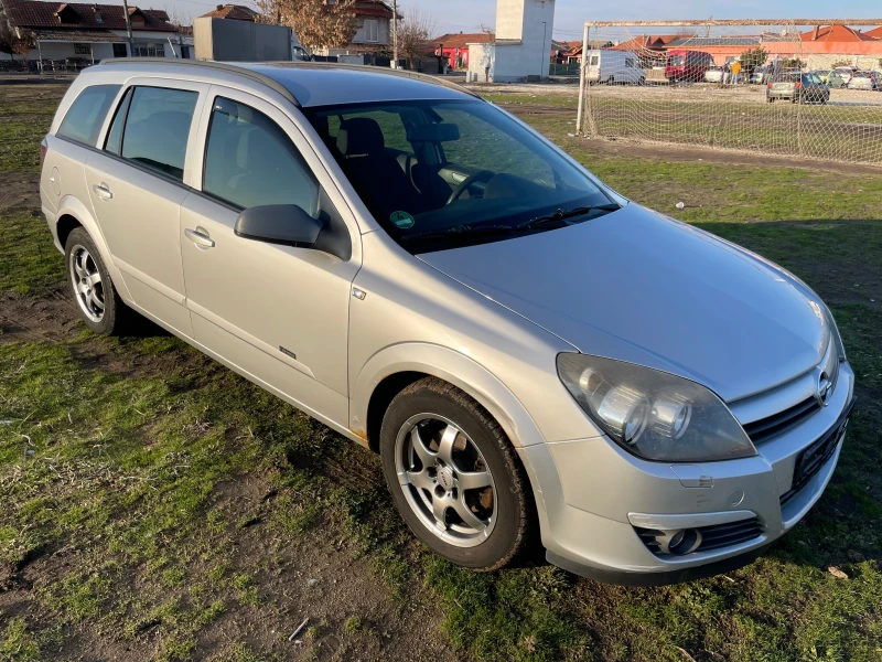 Opel Astra 1.7 cdti, снимка 3 - Автомобили и джипове - 48586135