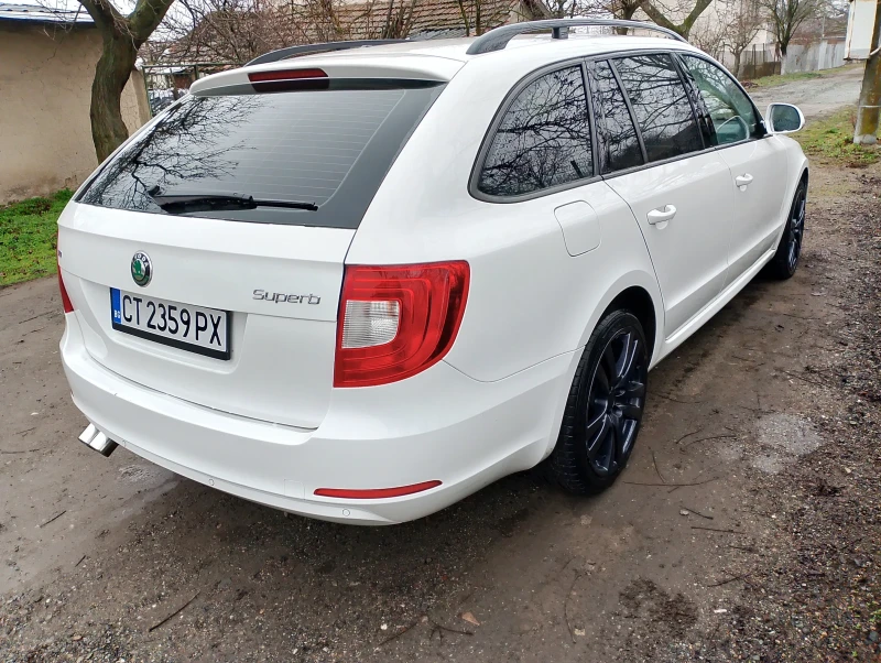 Skoda Superb, снимка 4 - Автомобили и джипове - 48934903