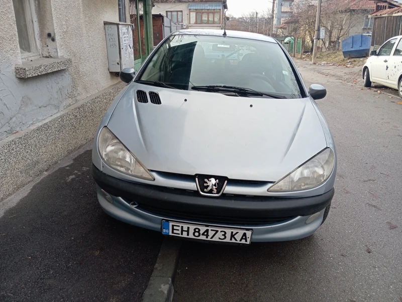 Peugeot 206, снимка 1 - Автомобили и джипове - 48739672