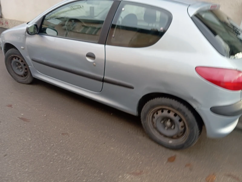 Peugeot 206, снимка 2 - Автомобили и джипове - 48739672