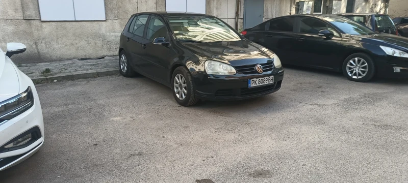 VW Golf  V 6ск, снимка 4 - Автомобили и джипове - 48887727