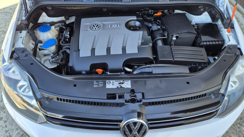 VW Golf Plus 1.6TDi 105к.с., снимка 17 - Автомобили и джипове - 49398836