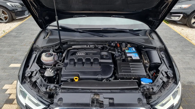 Audi A3 1.6 TDI * * ПЪЛНА ГАРАНЦИЯ!!!, снимка 17 - Автомобили и джипове - 50313341