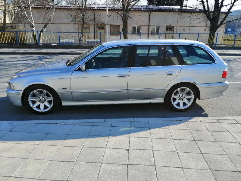 BMW 530, снимка 3 - Автомобили и джипове - 51829483
