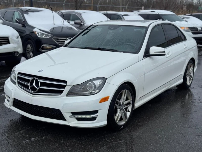 Mercedes-Benz C 300 4matic * CARFAX * АвтоКредит * (ЦЕНА ДО БГ), снимка 11 - Автомобили и джипове - 52553409