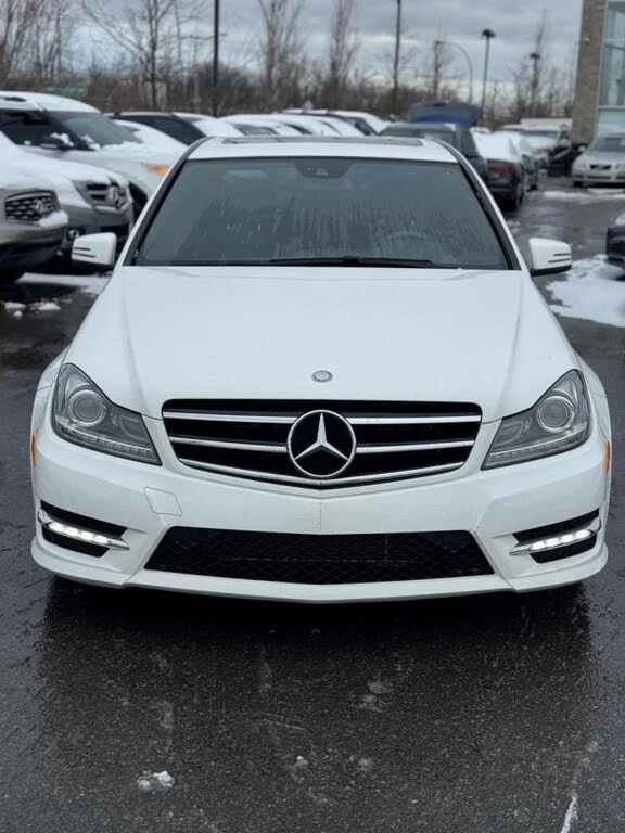 Mercedes-Benz C 300 4matic * CARFAX * АвтоКредит * (ЦЕНА ДО БГ) - изображение 2