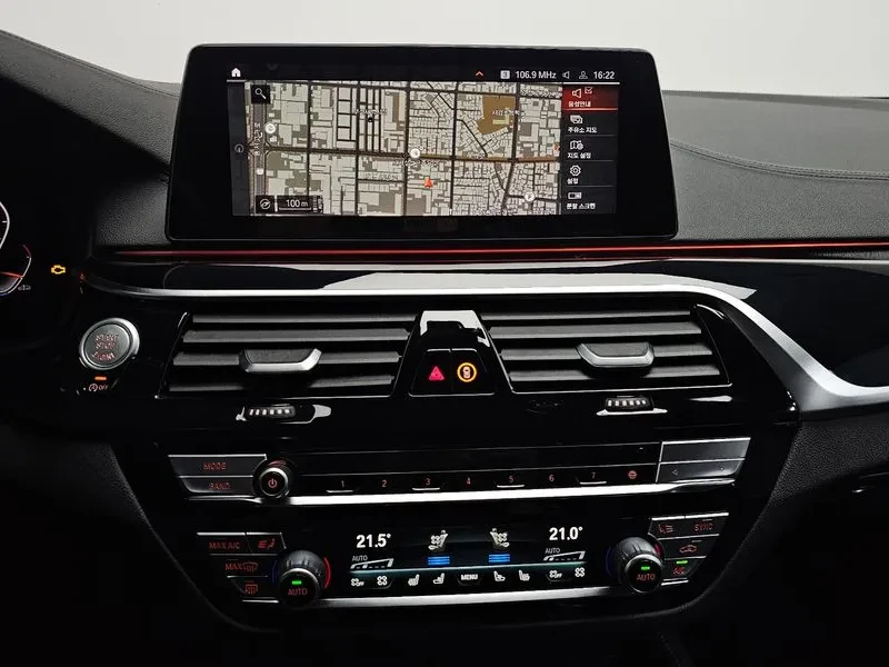 BMW 530 I M Sports Plus, снимка 14 - Автомобили и джипове - 53708719