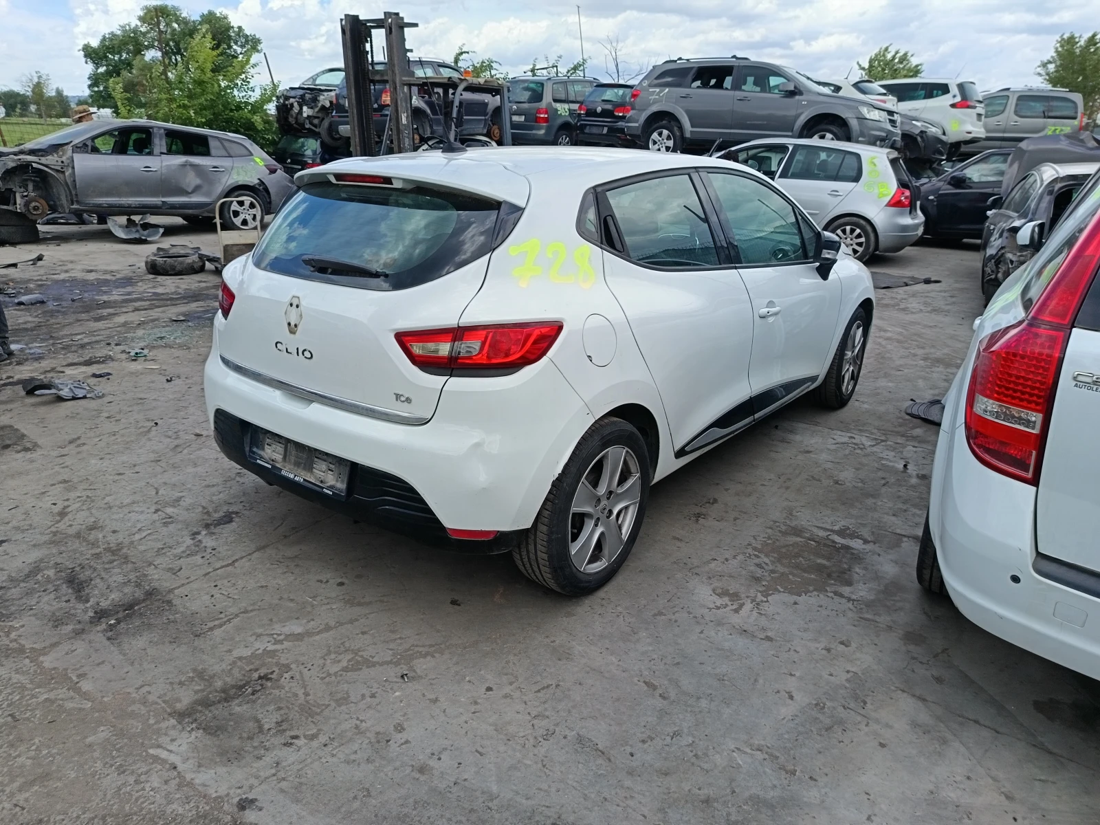 Renault Clio 0.9TCE H4BA, снимка 3 - Автомобили и джипове - 45842153