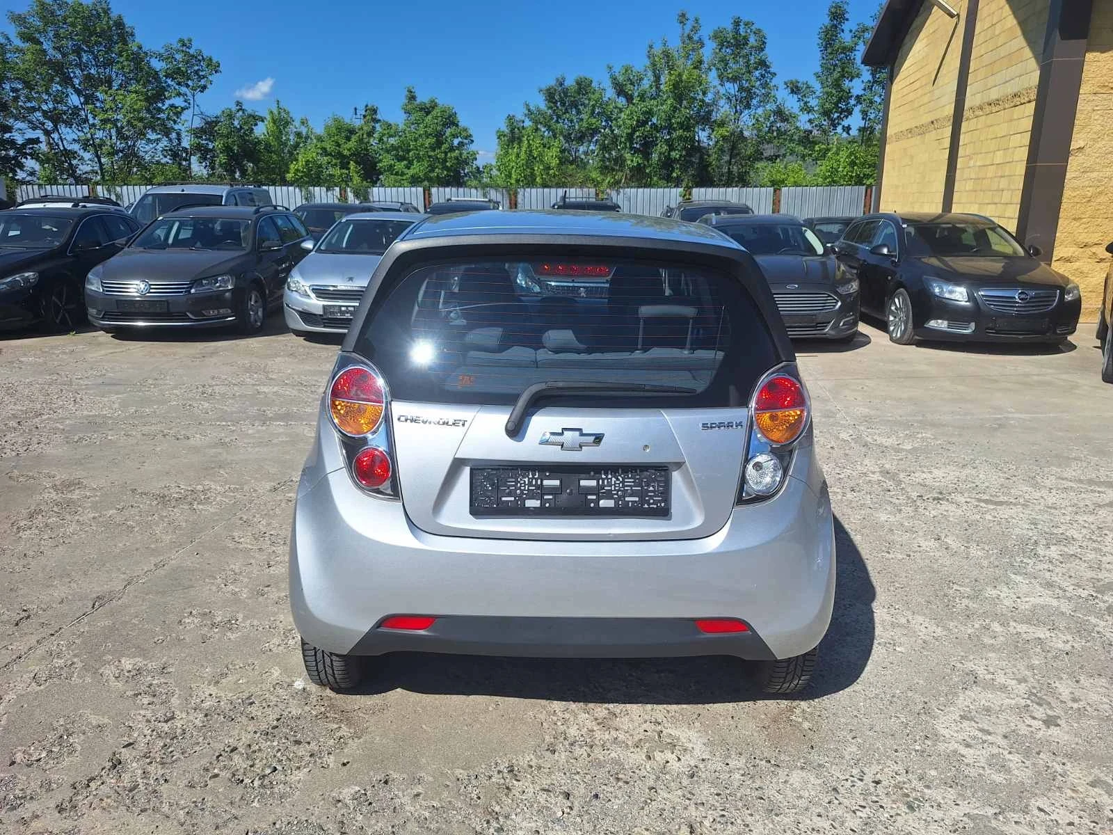 Chevrolet Spark 1.0i 24000км. - изображение 6