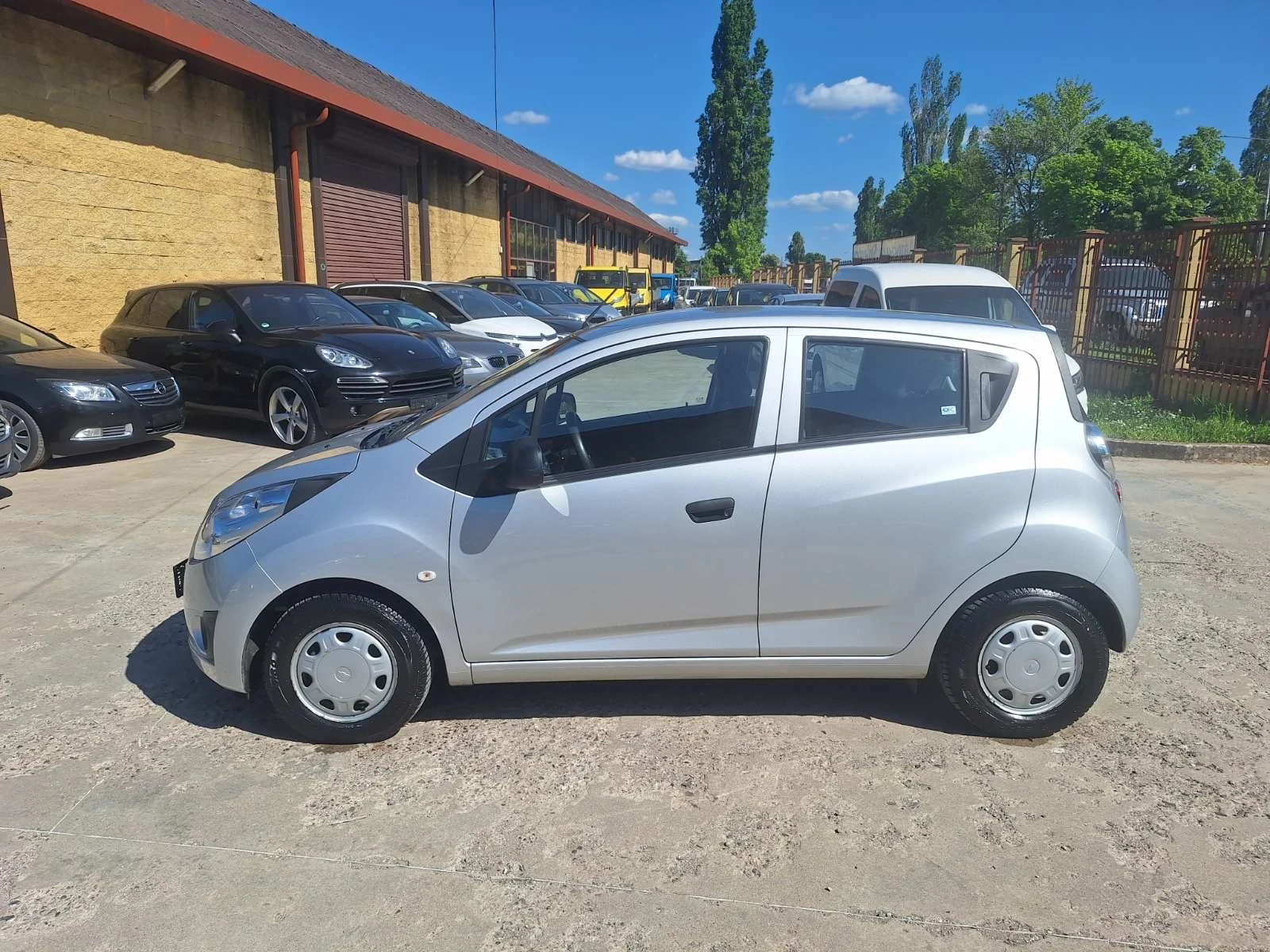 Chevrolet Spark 1.0i 24000км. - изображение 3