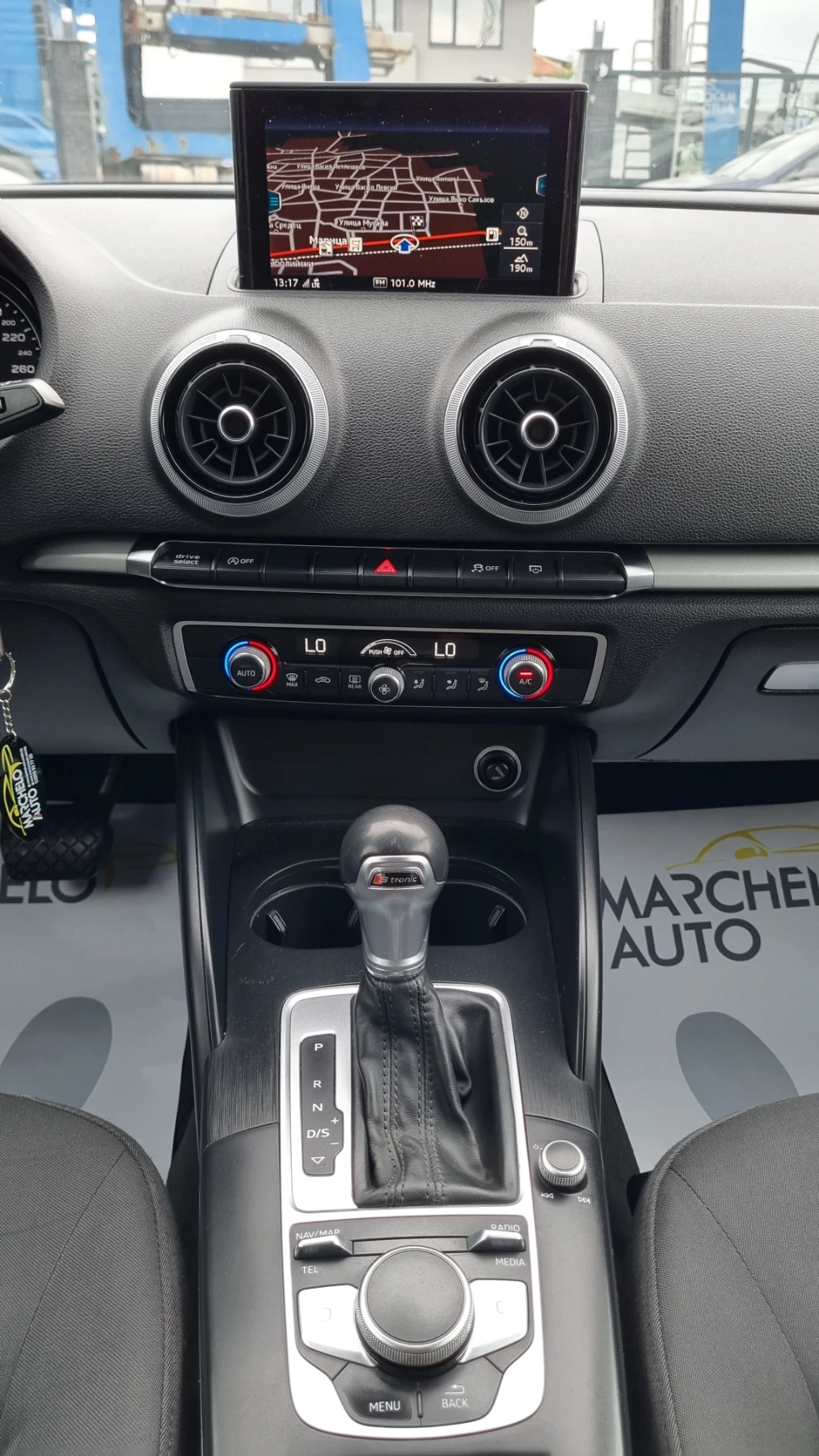 Audi A3 1.6 TDI * *  !!! | Mobile.bg   14