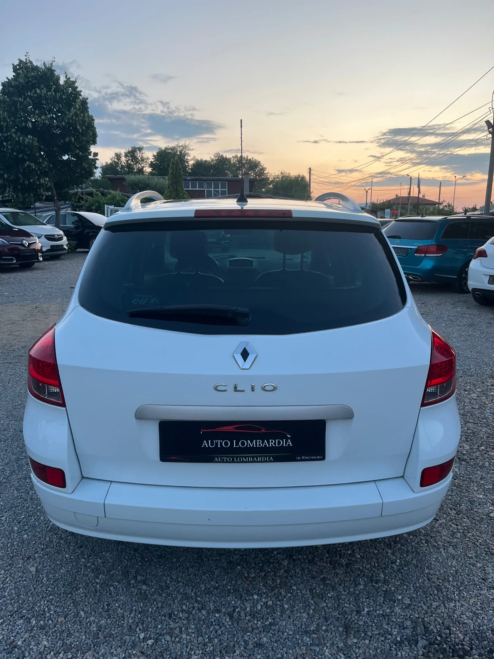 Renault Clio SW 1.2 - изображение 4