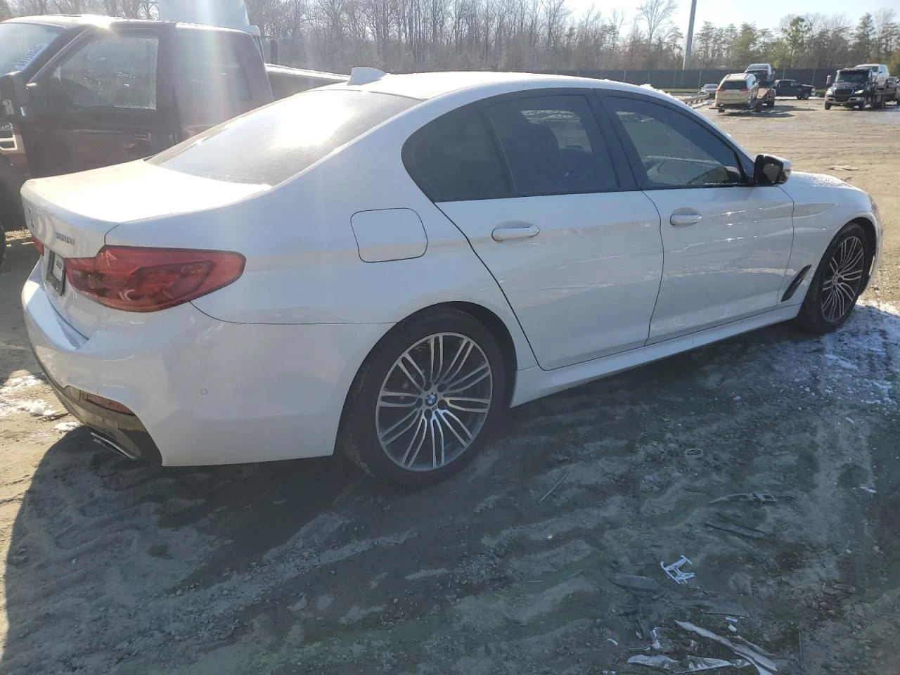 BMW 530 XI M-SPORT * КЛИП НА ДВИГАТЕЛ* * ЛИЗИНГ*  - изображение 4
