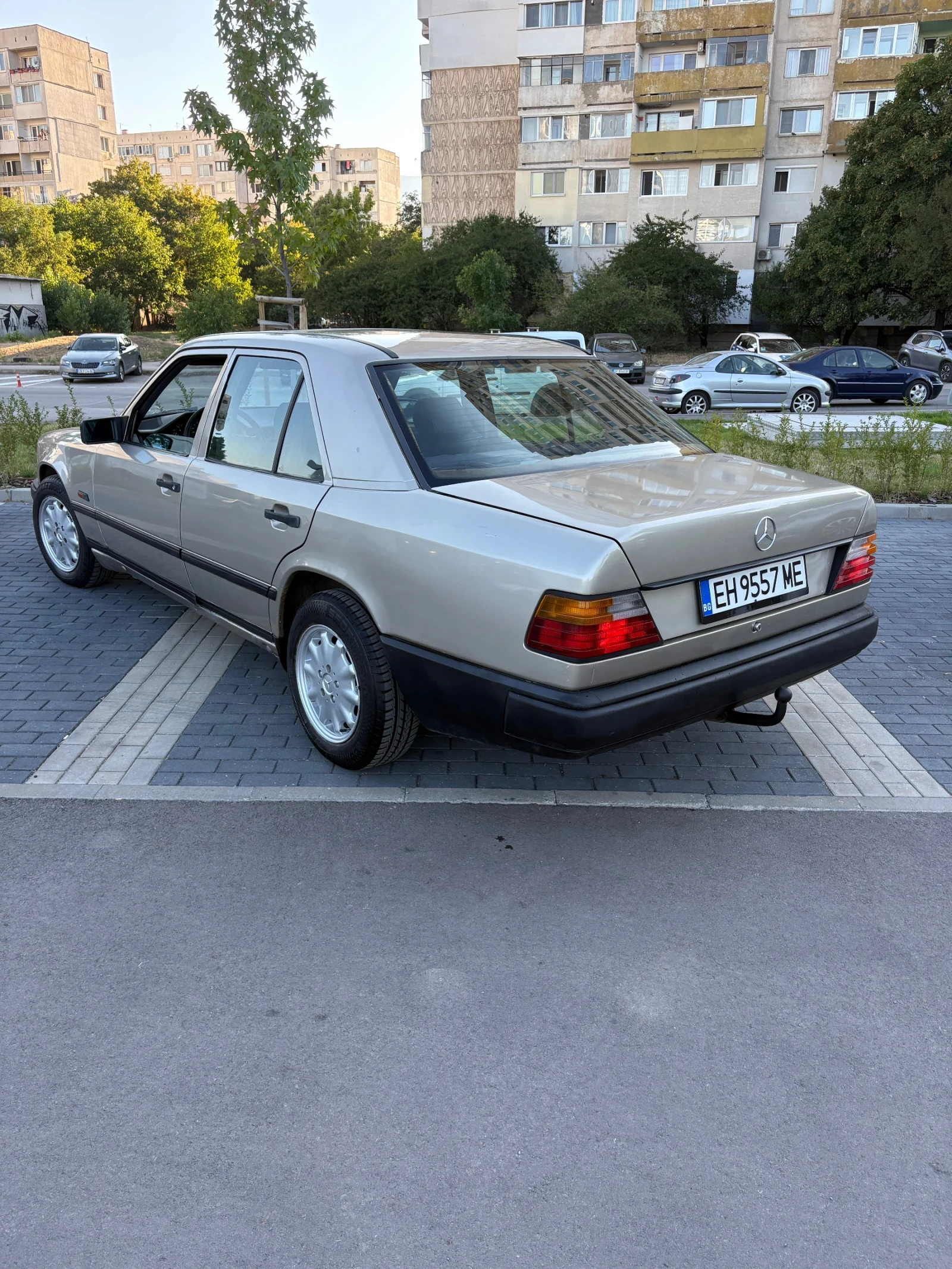 Mercedes-Benz 124 2.5 D 90к.  - изображение 7
