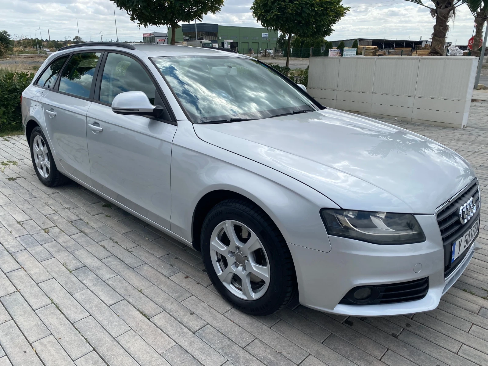 Audi A4 2.0 TDI Перфектна - изображение 3