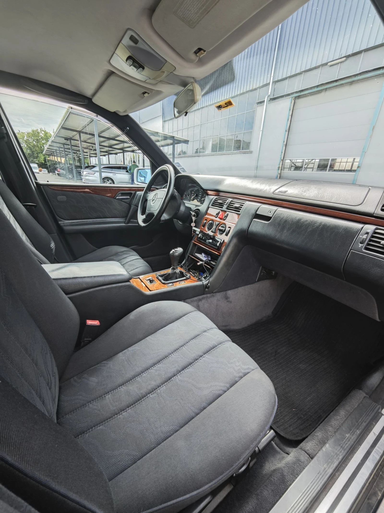 Mercedes-Benz E 250 | Mobile.bg � ����������� 9