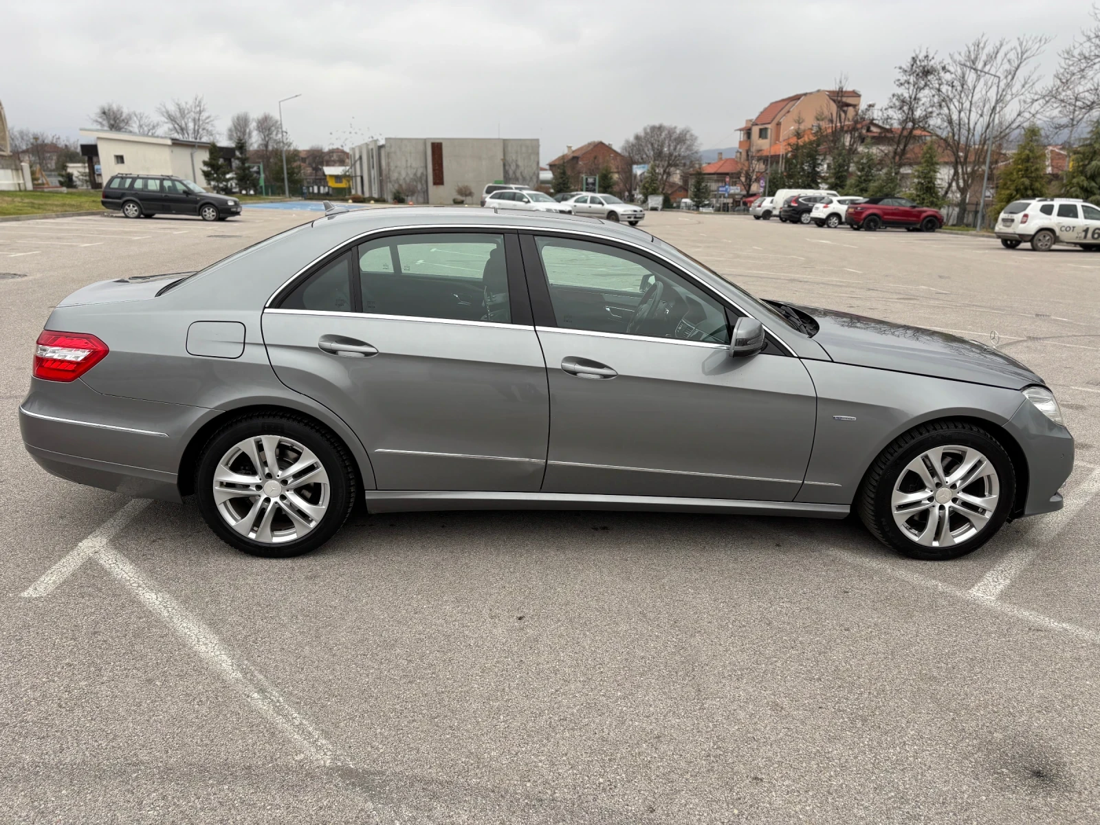 Mercedes-Benz E 350 #AirMatic #Distronic #7G #Navi #265 �� | Mobile.bg � ����������� 7
