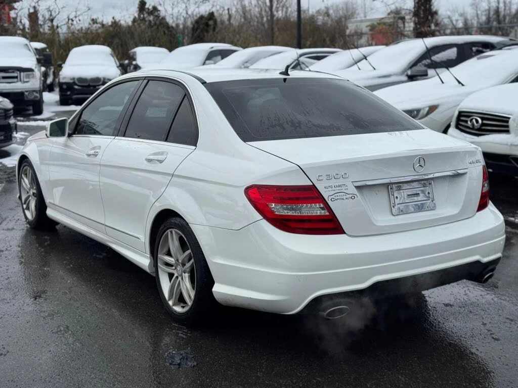 Mercedes-Benz C 300 4matic * CARFAX * АвтоКредит * (ЦЕНА ДО БГ) - изображение 4