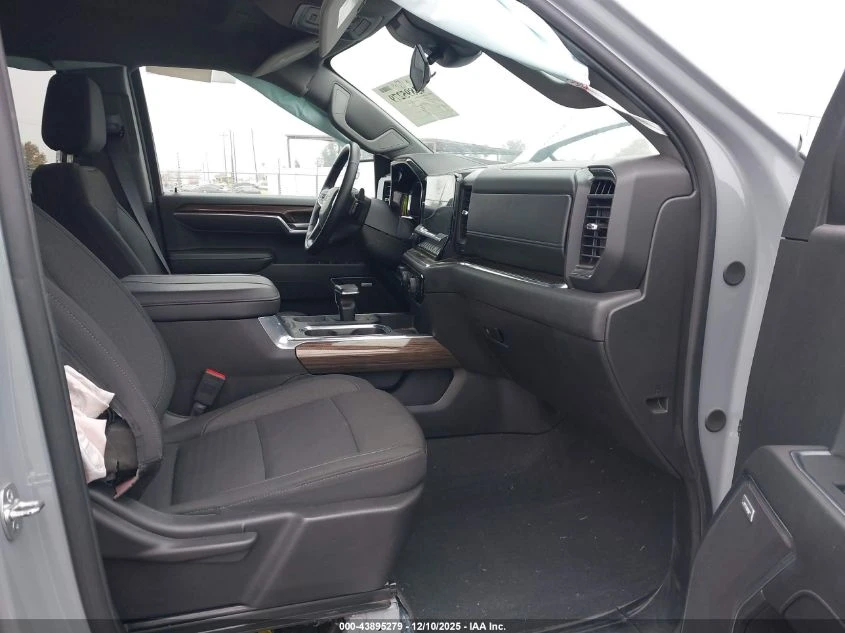 Chevrolet Silverado 1500 4WD SHORT BED * CARFAX*  - изображение 5