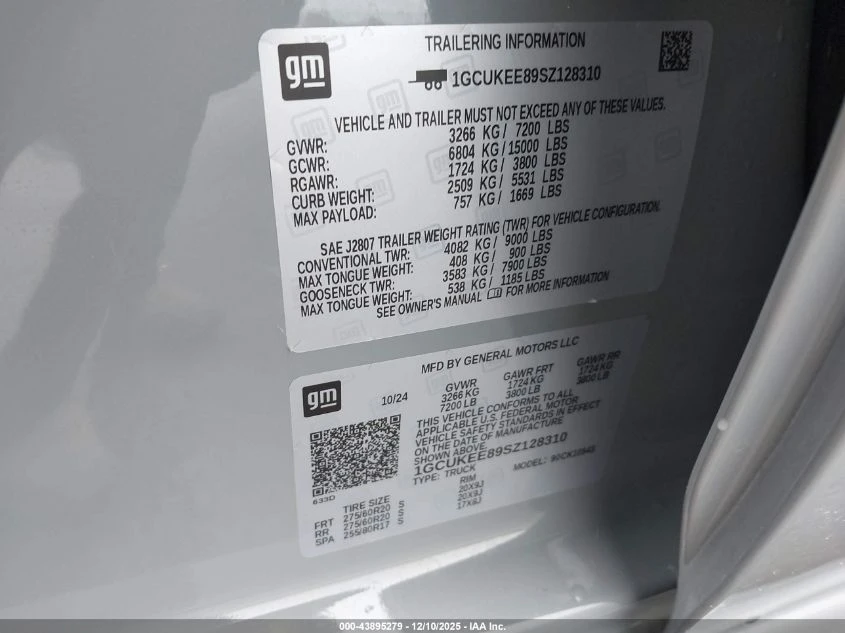 Chevrolet Silverado 1500 4WD SHORT BED * CARFAX*  - изображение 9