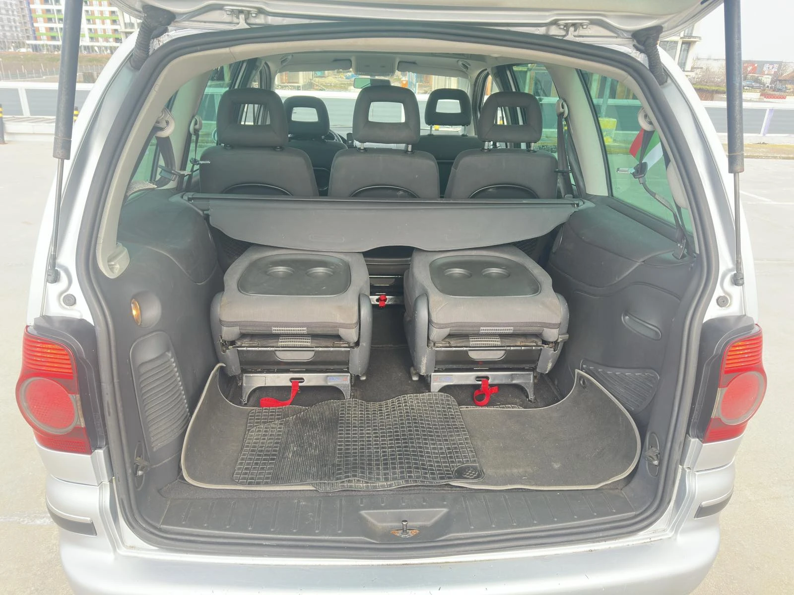 VW Sharan, снимка 13 - Автомобили и джипове - 53873284