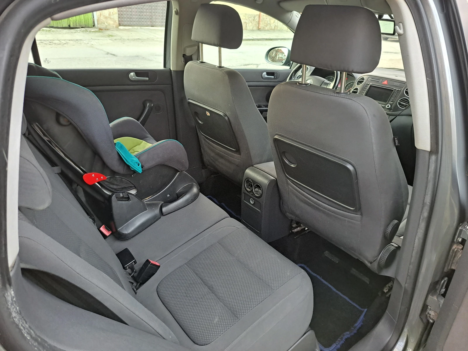 VW Golf Plus, снимка 14 - Автомобили и джипове - 53892885