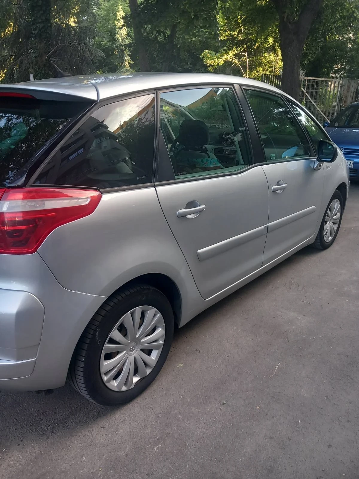 Citroen C4 Picasso, снимка 3 - Автомобили и джипове - 54755789