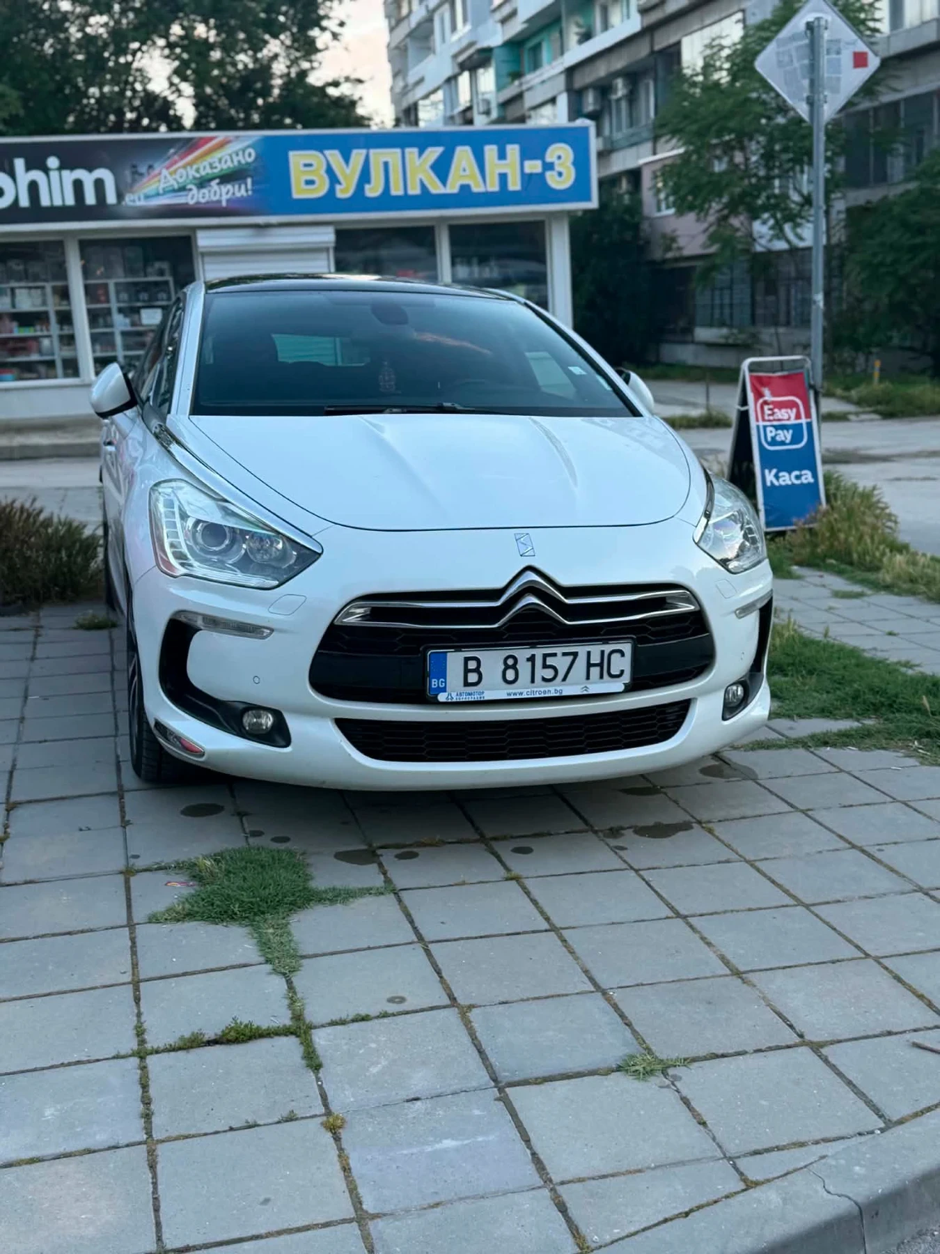 Citroen DS5, снимка 3 - Автомобили и джипове - 54811890