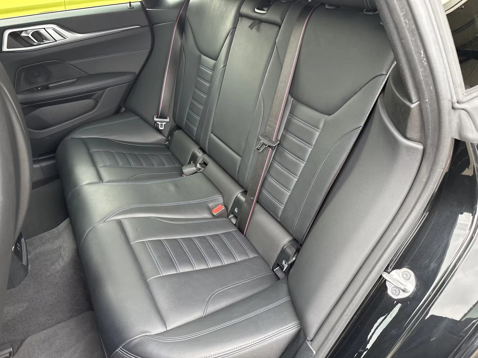 BMW i4 M50/533HP/xDRIVE/SPORT/360/ACC/536z, снимка 10 - Автомобили и джипове - 55146193