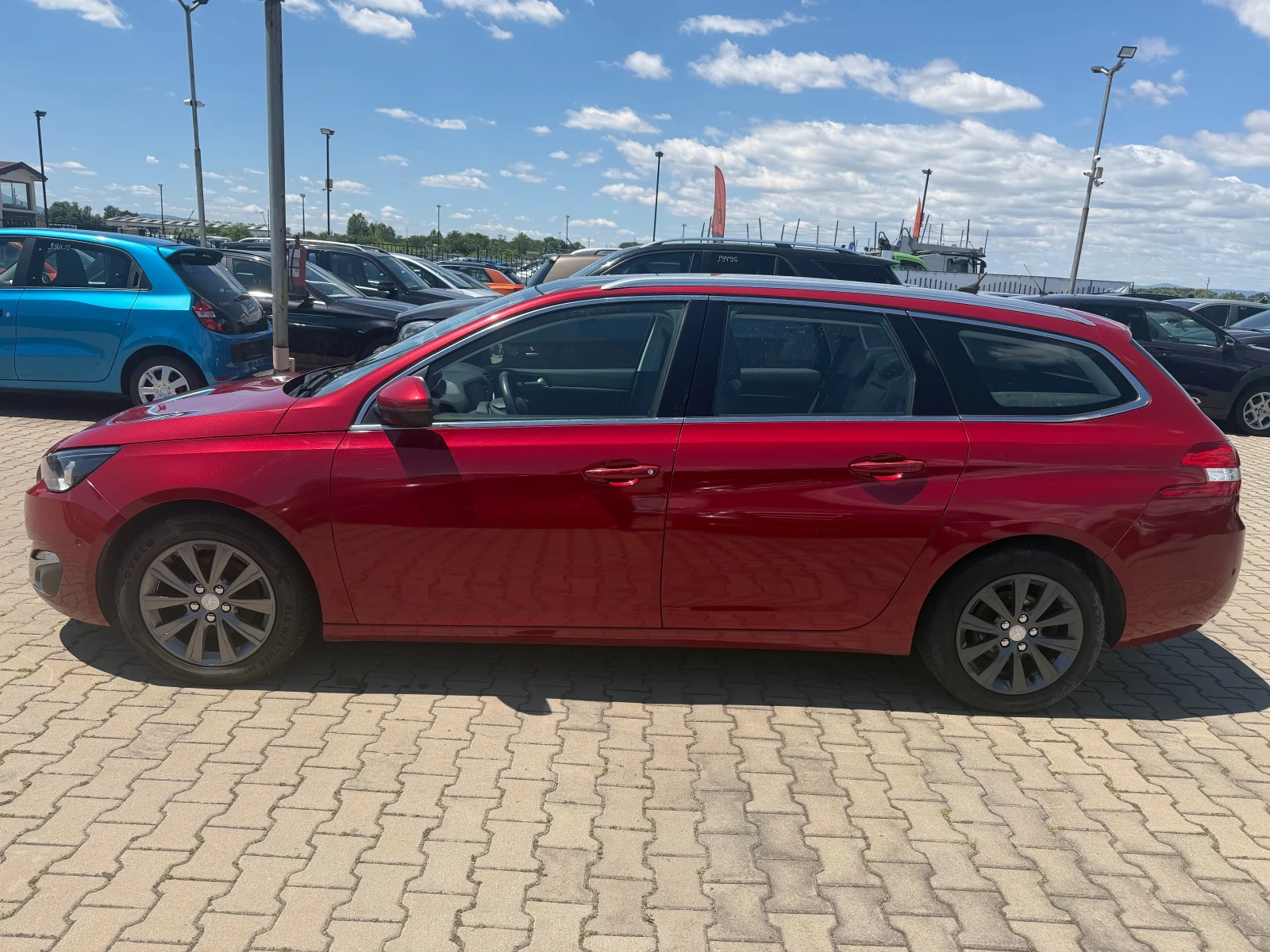 Peugeot 308 1.6HDI Allure KOJA/PANORAMA/KAMERA/NAVI EURO 6, снимка 8 - Автомобили и джипове - 55294429