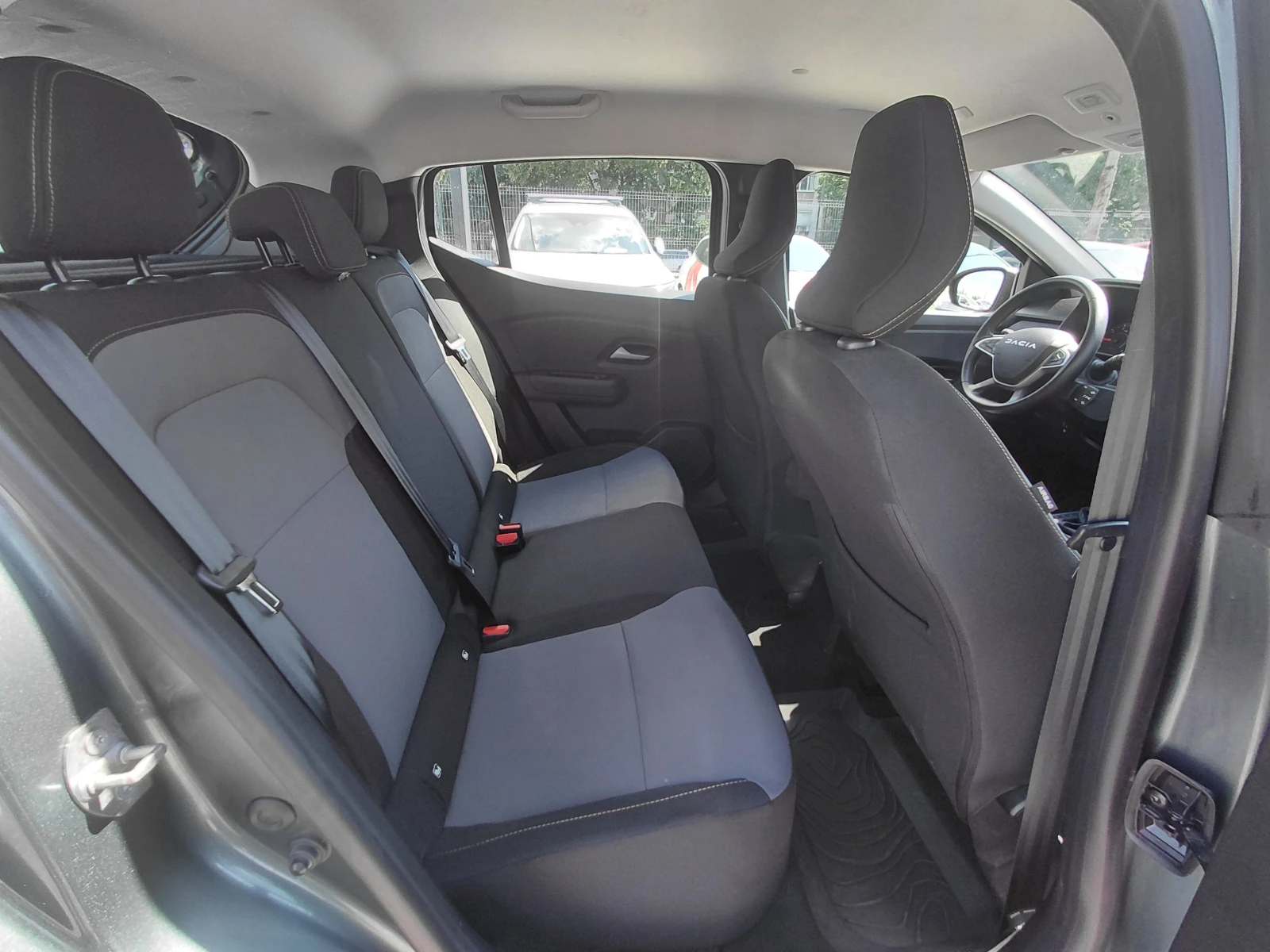Dacia Sandero Expression /TCe 90 CVT, снимка 15 - Автомобили и джипове - 55536852