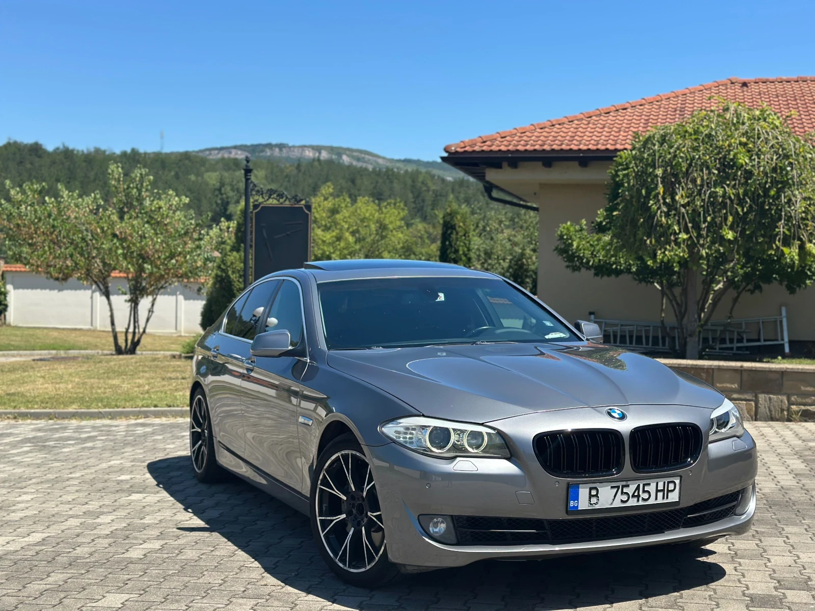 BMW 535 535i На задно