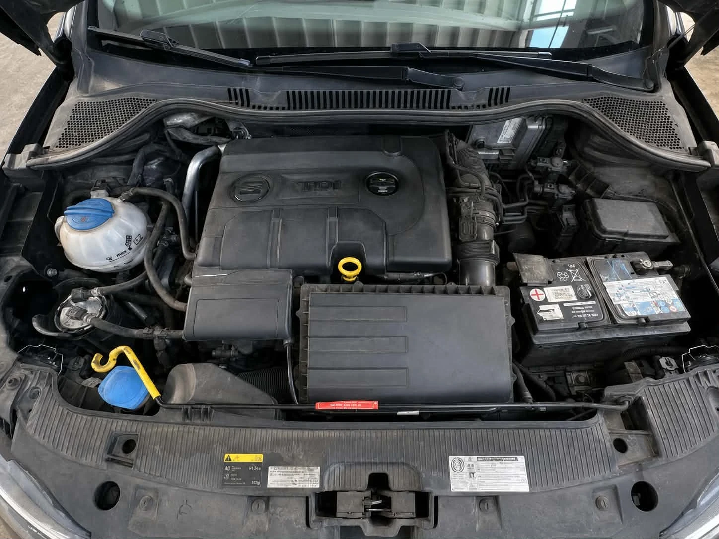 Seat Ibiza 1.4TDI CONNECT EDITION, снимка 8 - Автомобили и джипове - 55646415