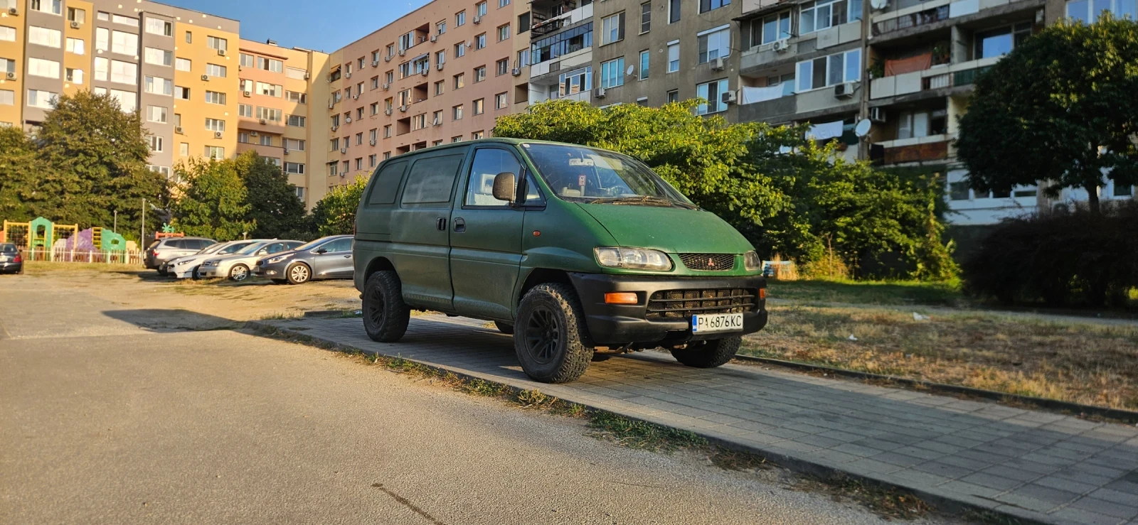 Mitsubishi Space gear 2.5TD, снимка 2 - Автомобили и джипове - 55912024