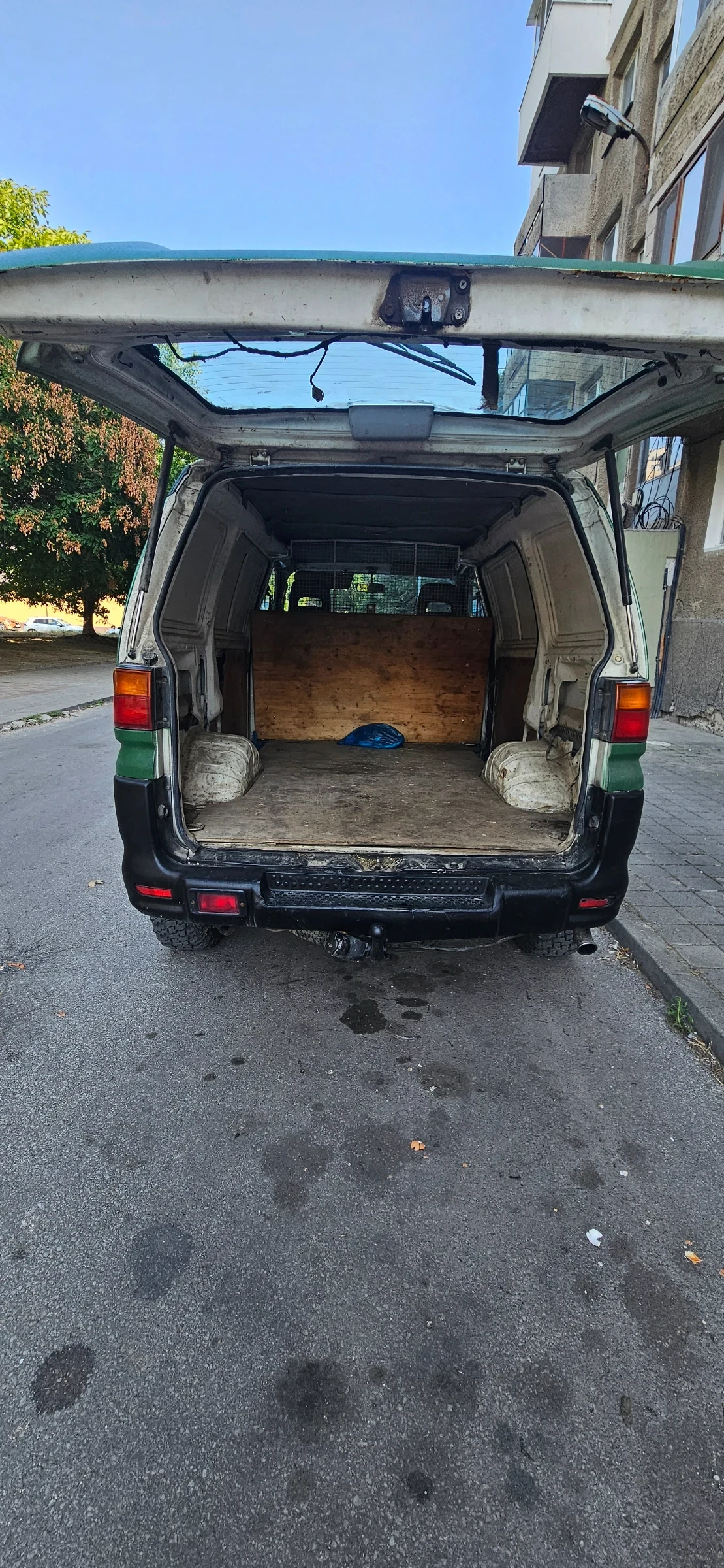 Mitsubishi Space gear 2.5TD, снимка 4 - Автомобили и джипове - 55912024