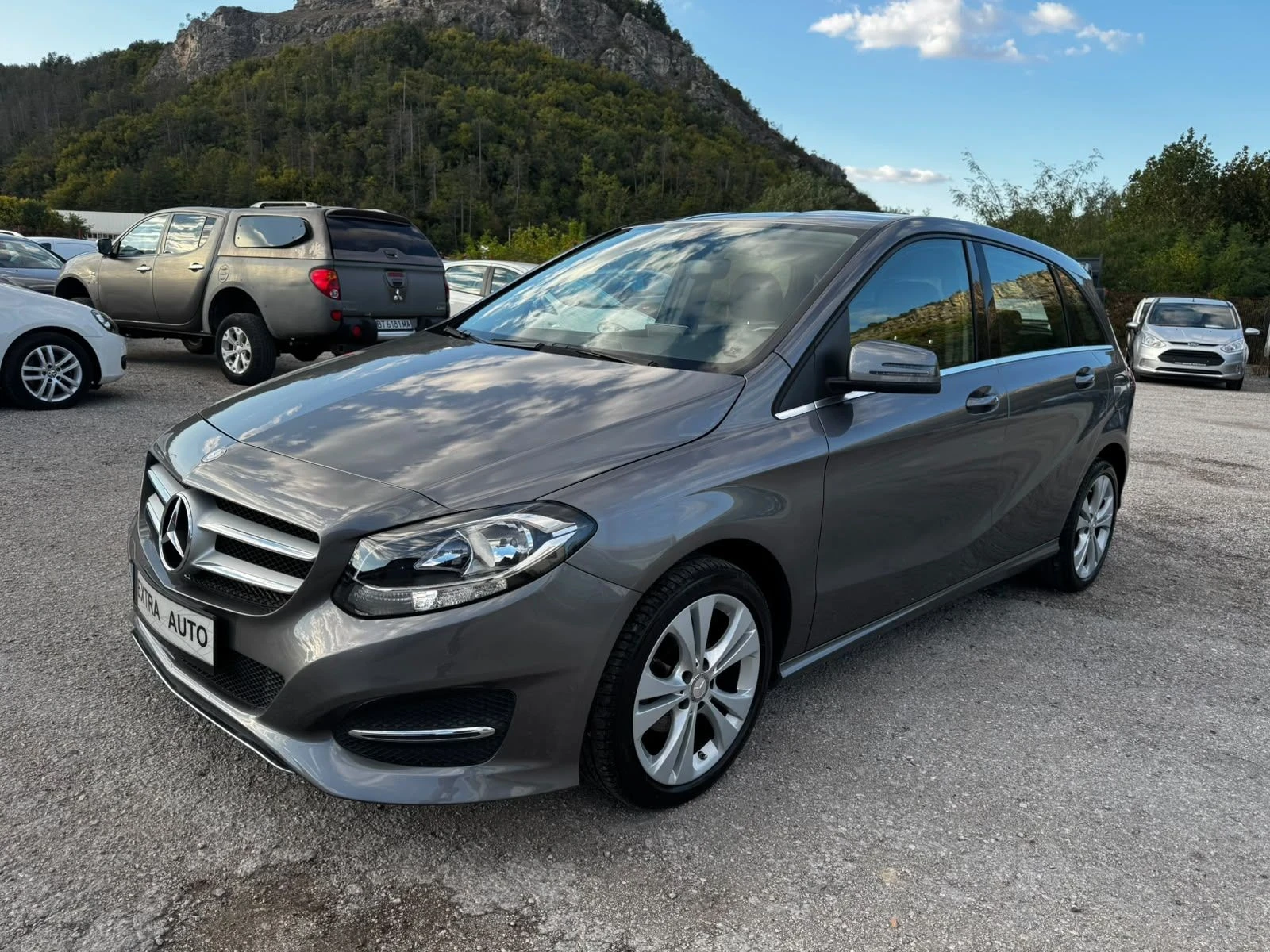 Mercedes-Benz B 180 НАВИГАЦИЯ, КАМЕРА, EURO 6B, FACELIFT 