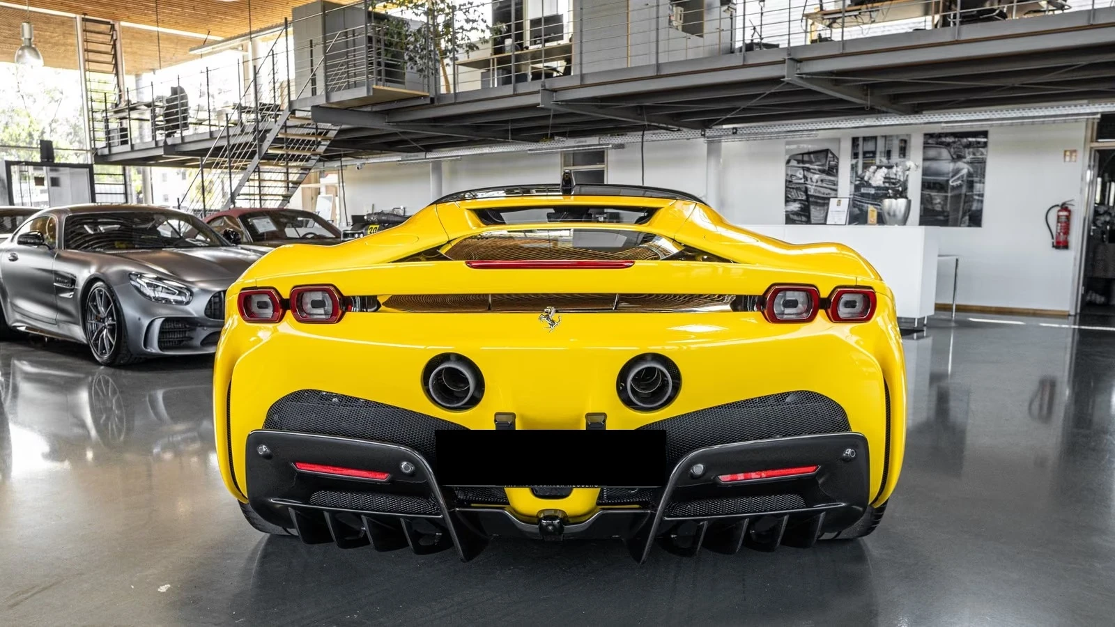 Ferrari SF 90 STRADALE/FRONT LIFT/CARBON/MEMORY/DYNAMIC/LED/ | Mobile.bg � ����������� 4