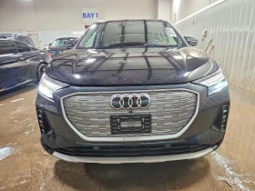Audi Q4 * AWD* KEYLESS* ПАНОРАМА* ДИГ* ТАБЛО* ПОДГРЕВ* , снимка 3