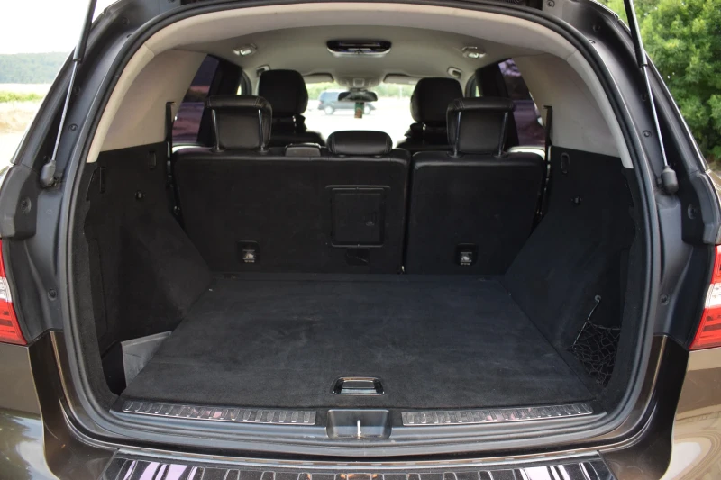 Mercedes-Benz ML 350, снимка 13 - Автомобили и джипове - 52413957