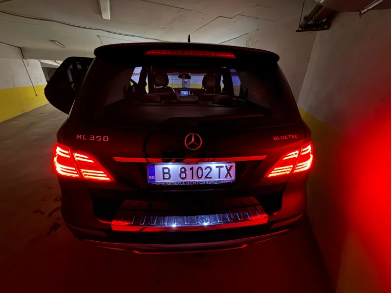 Mercedes-Benz ML 350, снимка 11 - Автомобили и джипове - 53049100