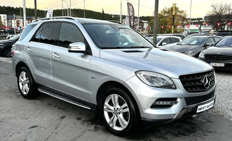 Mercedes-Benz ML 350 3.0CDI 258HP PANO CAMERA ОБДУХВАНЕ НА ПРУЖИНИ, снимка 3 - Автомобили и джипове - 53154417