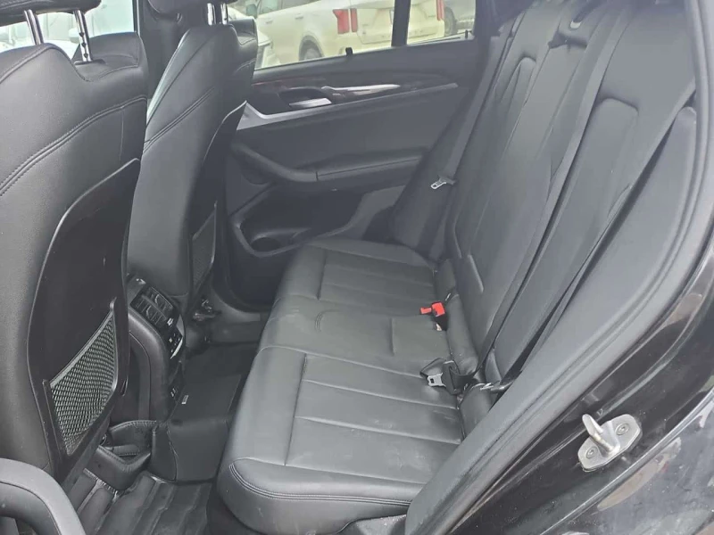 BMW X3 xDrive30i  CARFAX, снимка 12 - Автомобили и джипове - 53520138