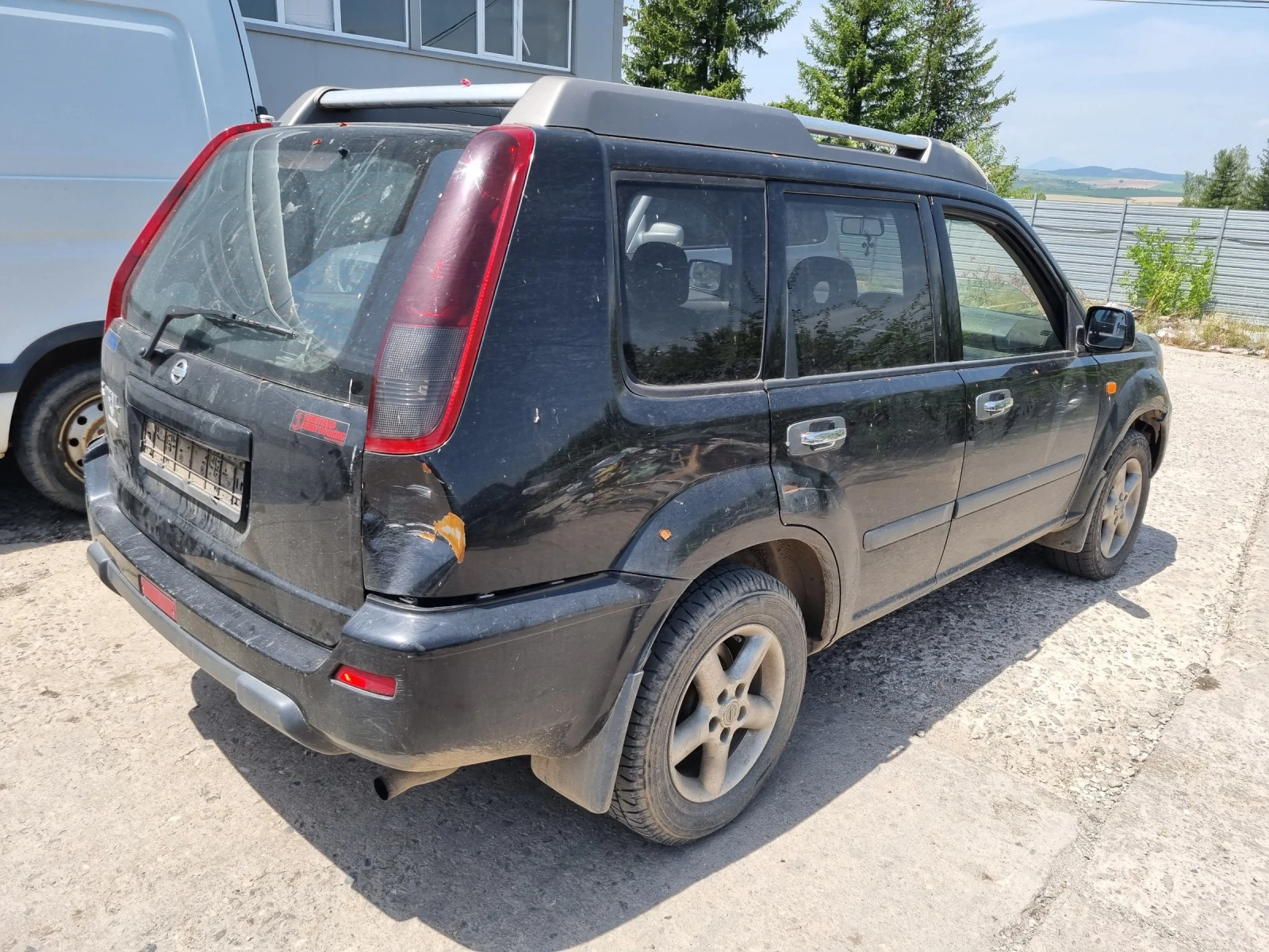 Nissan X-trail 2.2dizel-114ks-2001god-4x4-На части - изображение 4