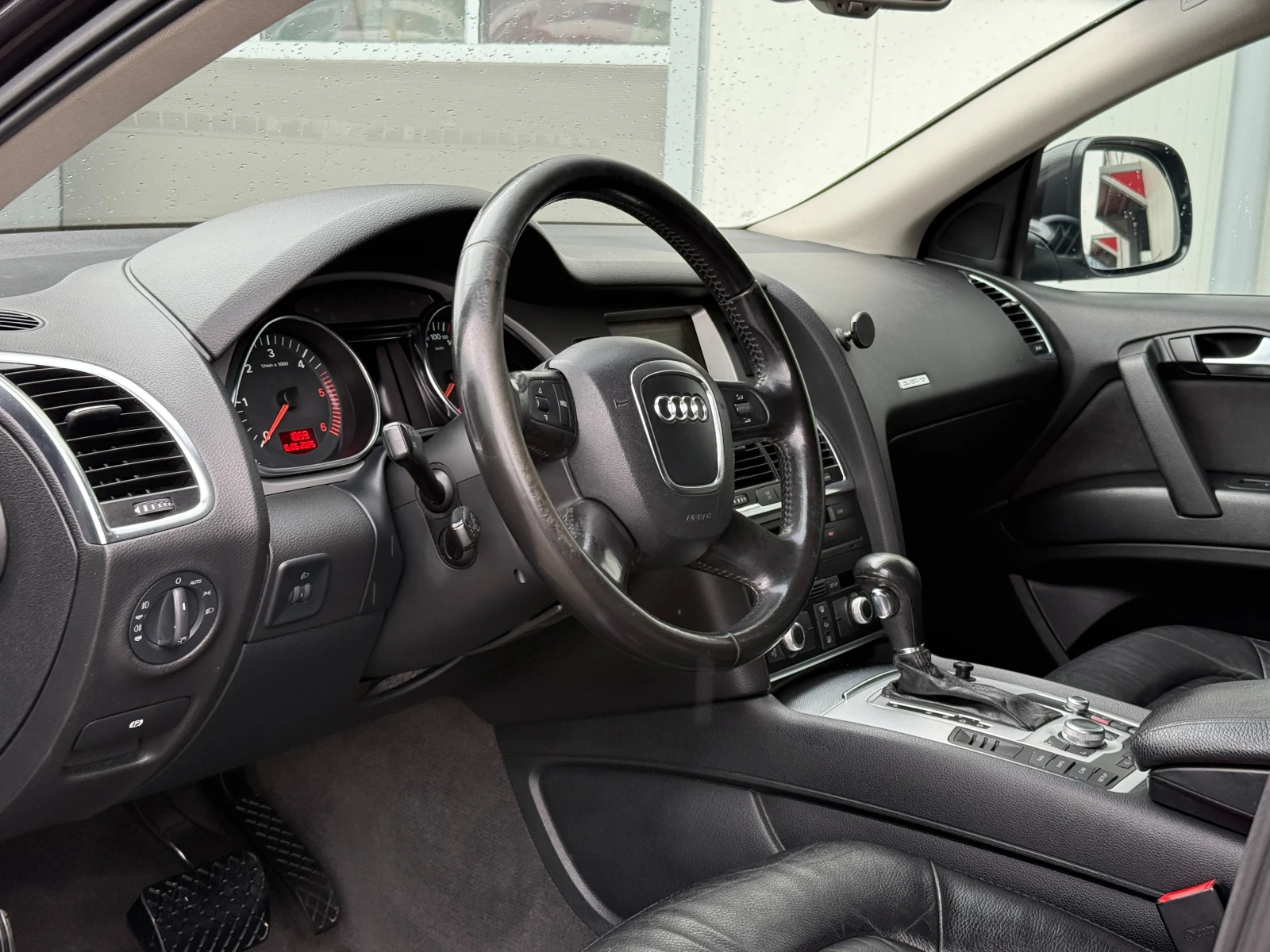 Audi Q7 3.0tdi Quattro - изображение 9